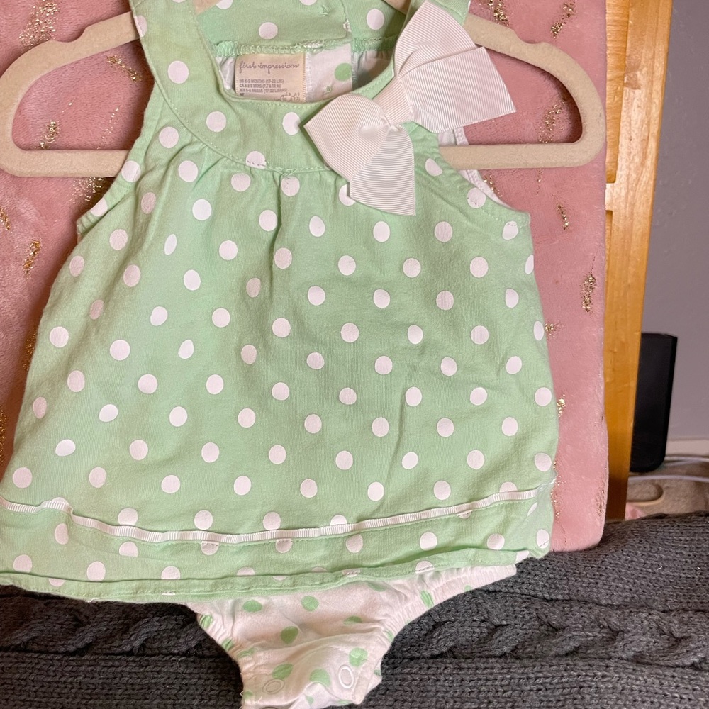 First impressions adorable Mint Romper 6-9 months